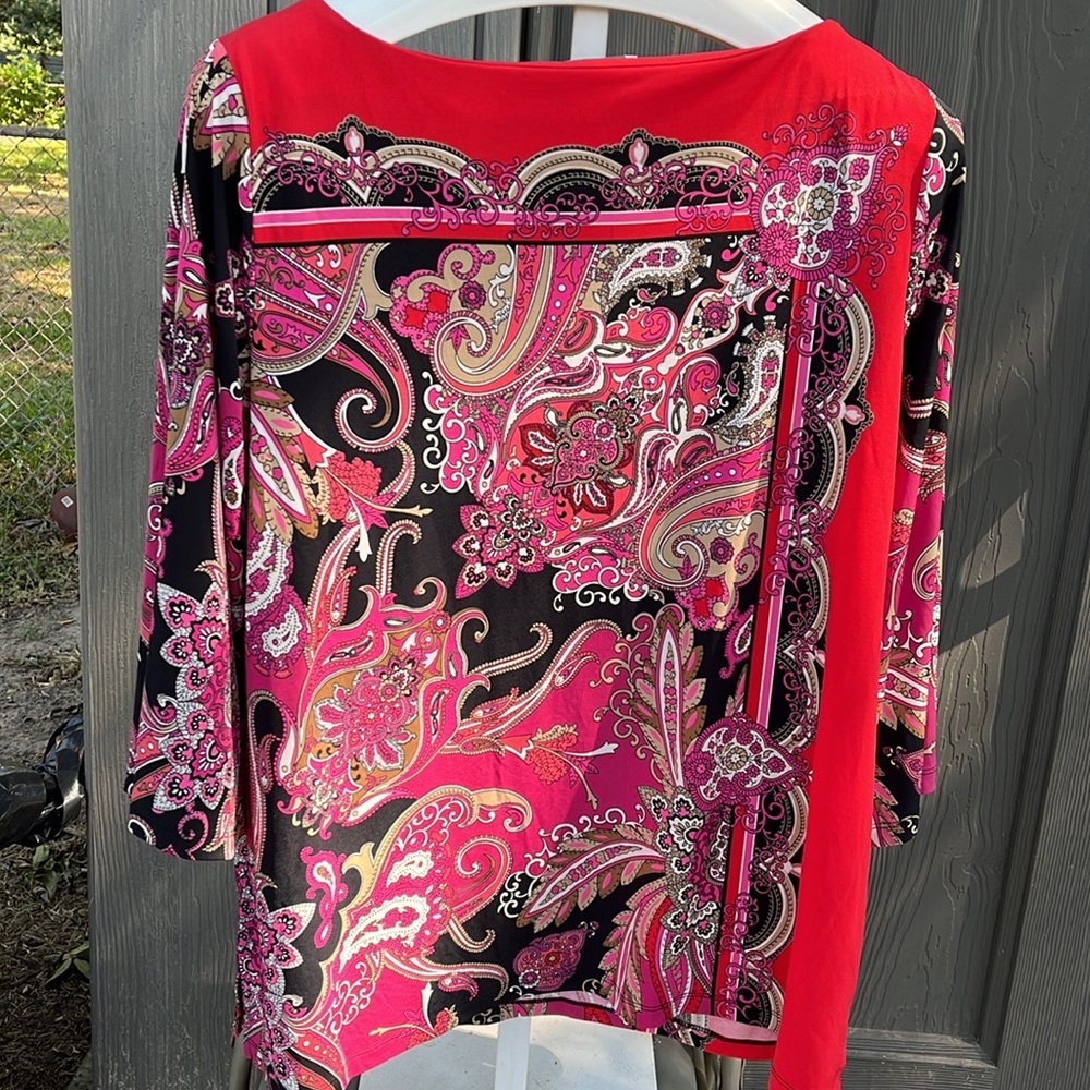 Ladies ,rhinestoned print polyester tunic ,with 3/4 semi belled sleeves .